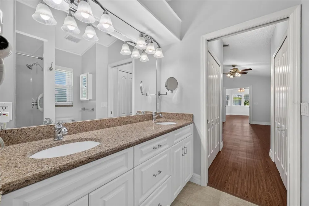 4431 FERN DRIVE Bradenton, FL 34208