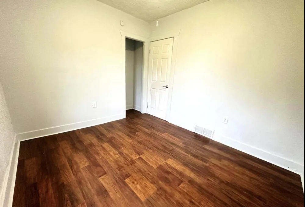15844 Wildemere Street Detroit, MI 48238