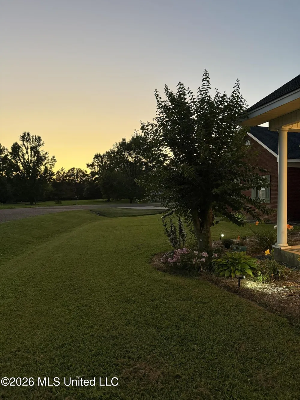11 Rolling Green Circle Winona, MS 38967