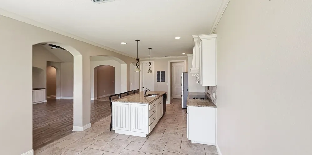 608 Donna Circle Granbury, TX 76049