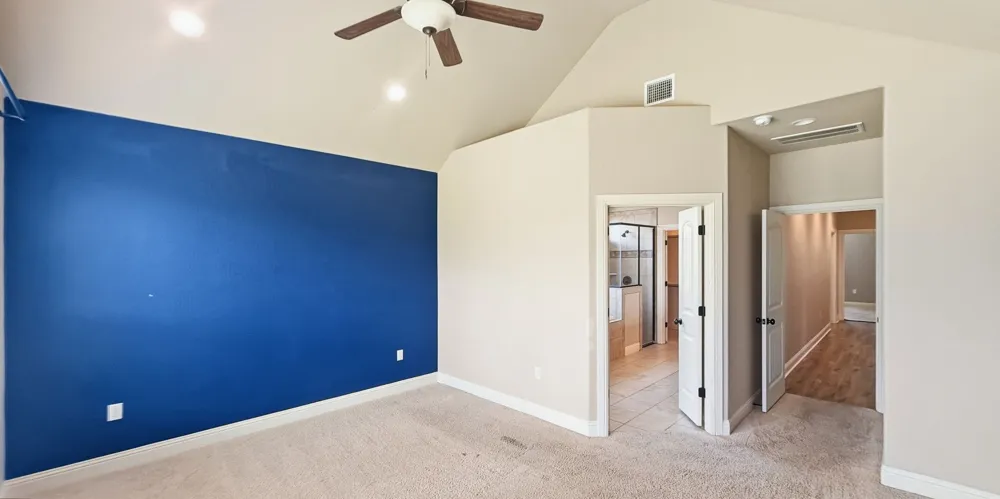 608 Donna Circle Granbury, TX 76049