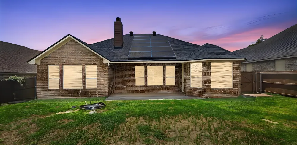 608 Donna Circle Granbury, TX 76049
