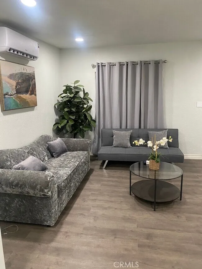 18173 Brightman Lake Elsinore, CA 92530