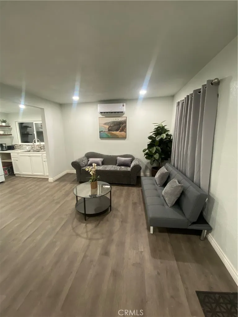 18173 Brightman Lake Elsinore, CA 92530