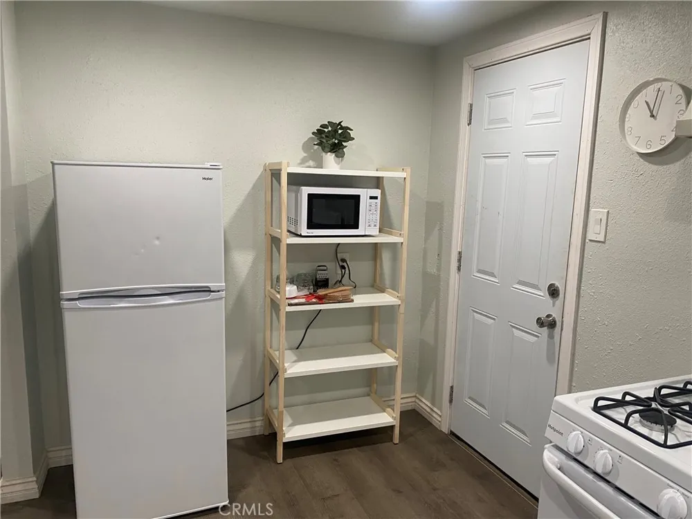 18173 Brightman Lake Elsinore, CA 92530