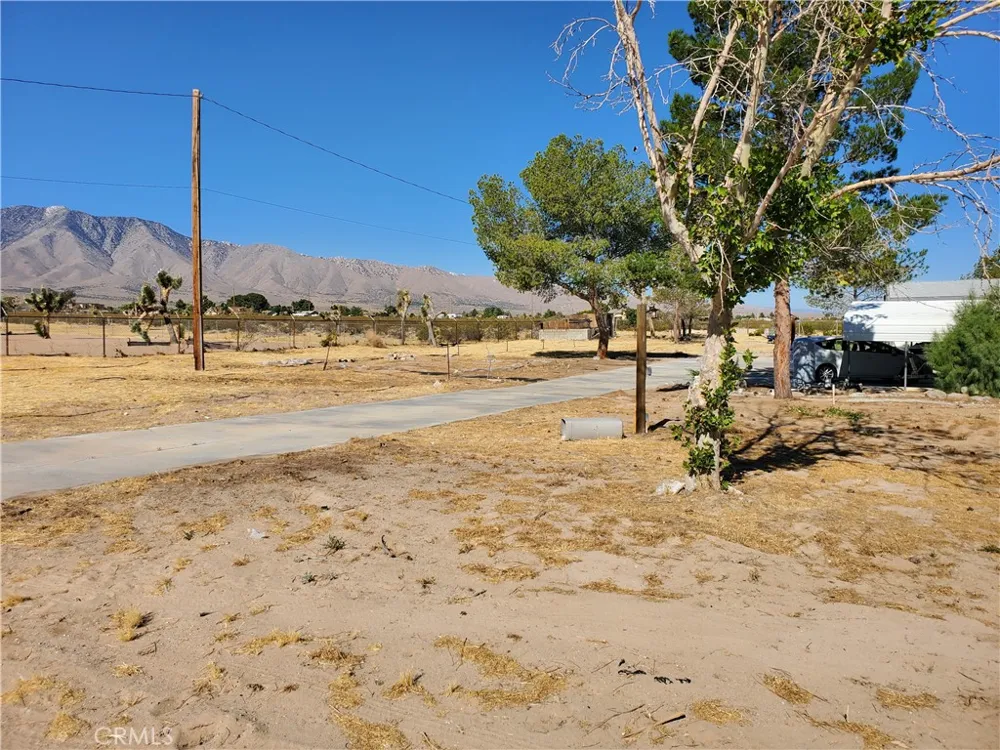 9870 Cody Lucerne Valley, CA 92356