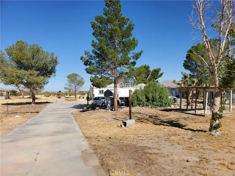9870 Cody Lucerne Valley, CA 92356