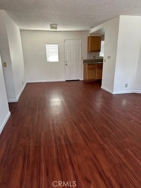 20289 Thunderbird #A Apple Valley, CA 92307