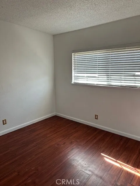 20289 Thunderbird #A Apple Valley, CA 92307