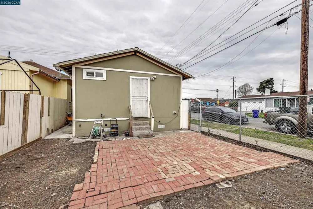 901 Florida Ave Richmond, CA 94804