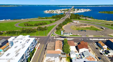 404 Bay Boulevard #1