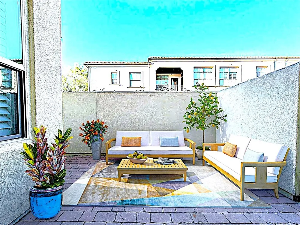 100 DESERT LOTUS Irvine, CA 92618