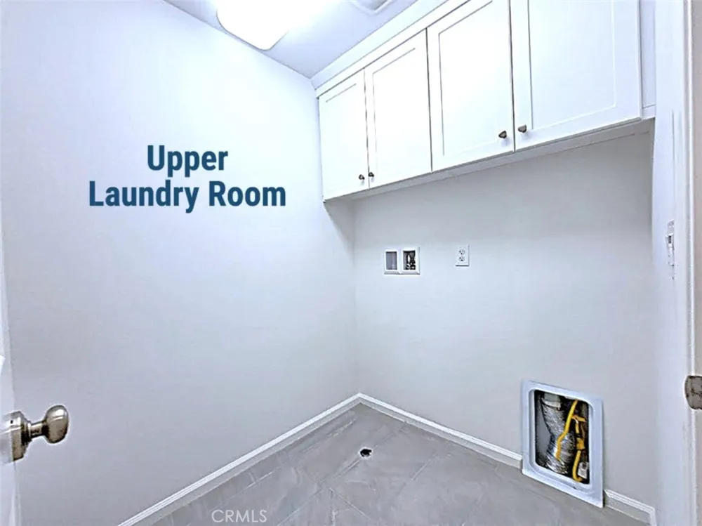 100 DESERT LOTUS Irvine, CA 92618