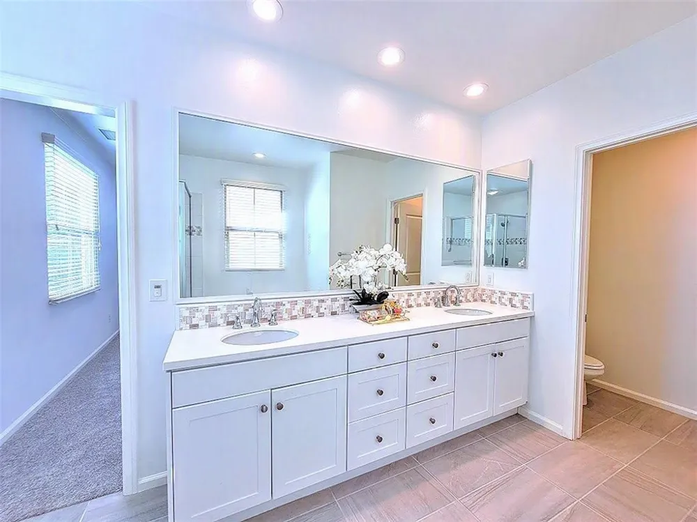 100 DESERT LOTUS Irvine, CA 92618