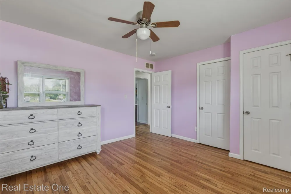 28151 Cherry Street Inkster City, MI 48141