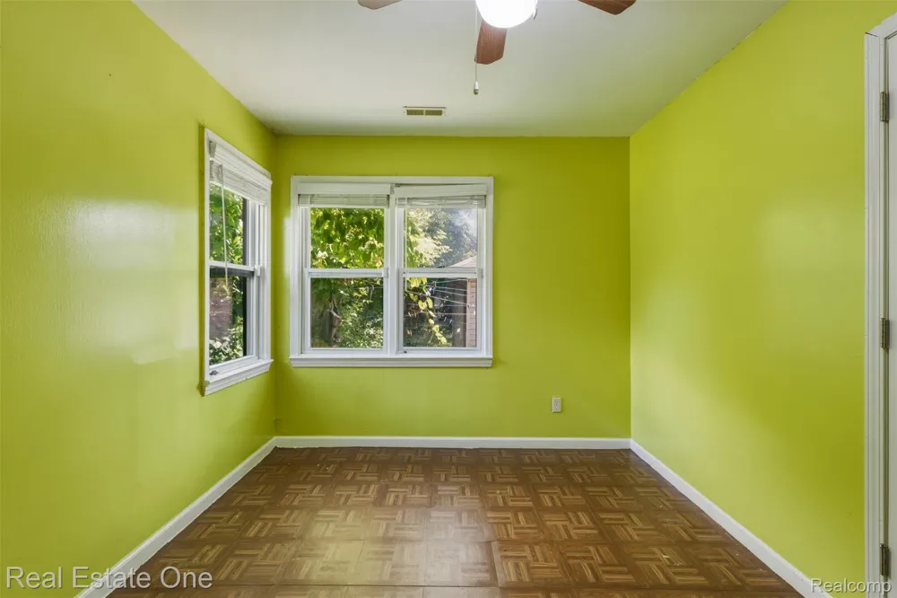 28151 Cherry Street Inkster City, MI 48141