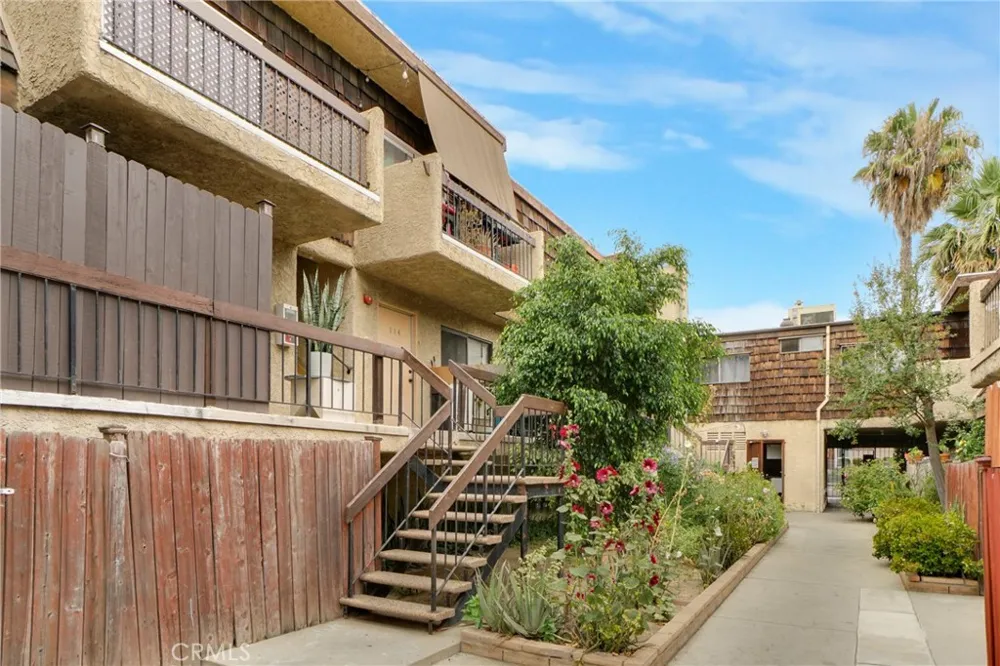 15516 Nordhoff Street #217 North Hills, CA 91343