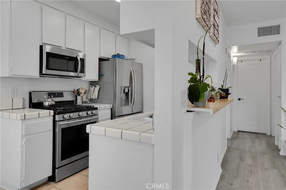 15516 Nordhoff Street #217 North Hills, CA 91343