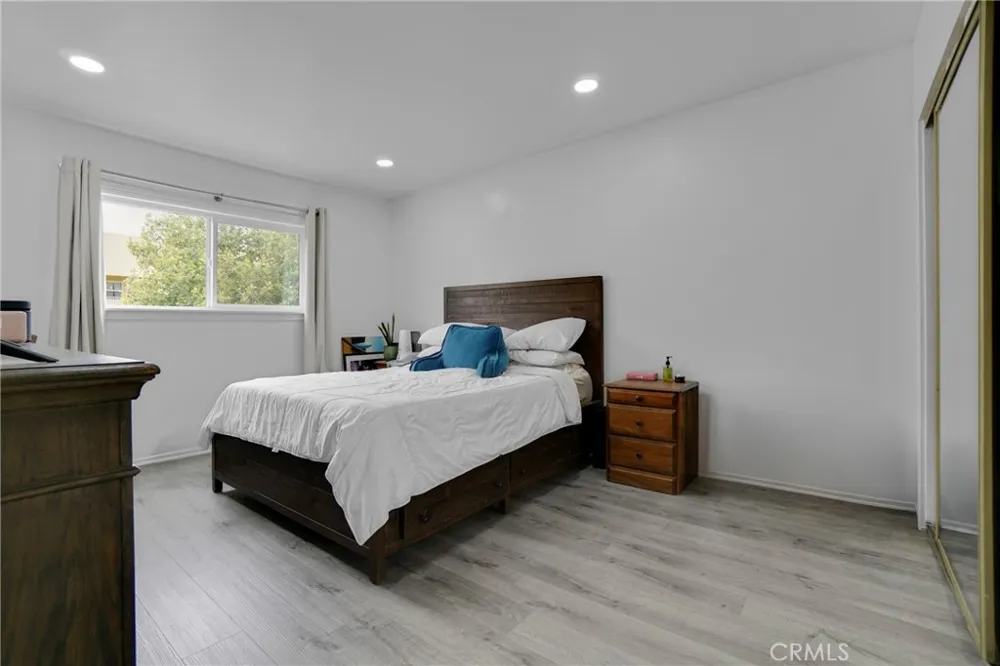 15516 Nordhoff Street #217 North Hills, CA 91343