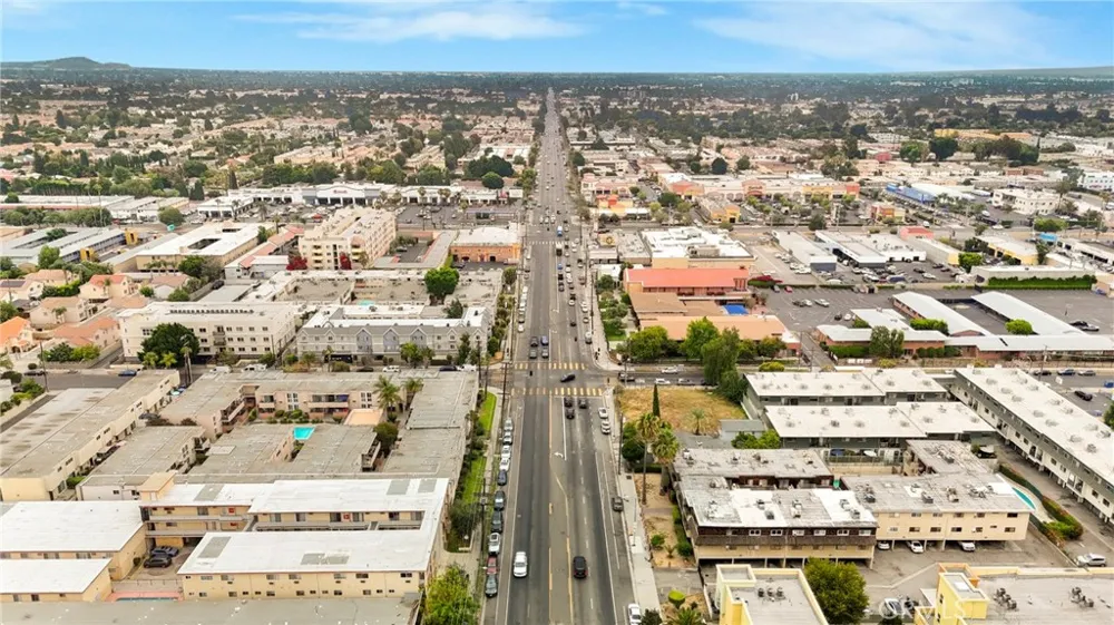 15516 Nordhoff Street #217 North Hills, CA 91343