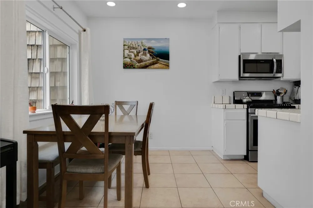 15516 Nordhoff Street #217 North Hills, CA 91343