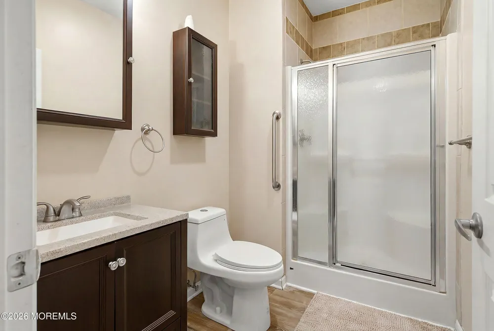 19 Bay Parkway Waretown, NJ 08758