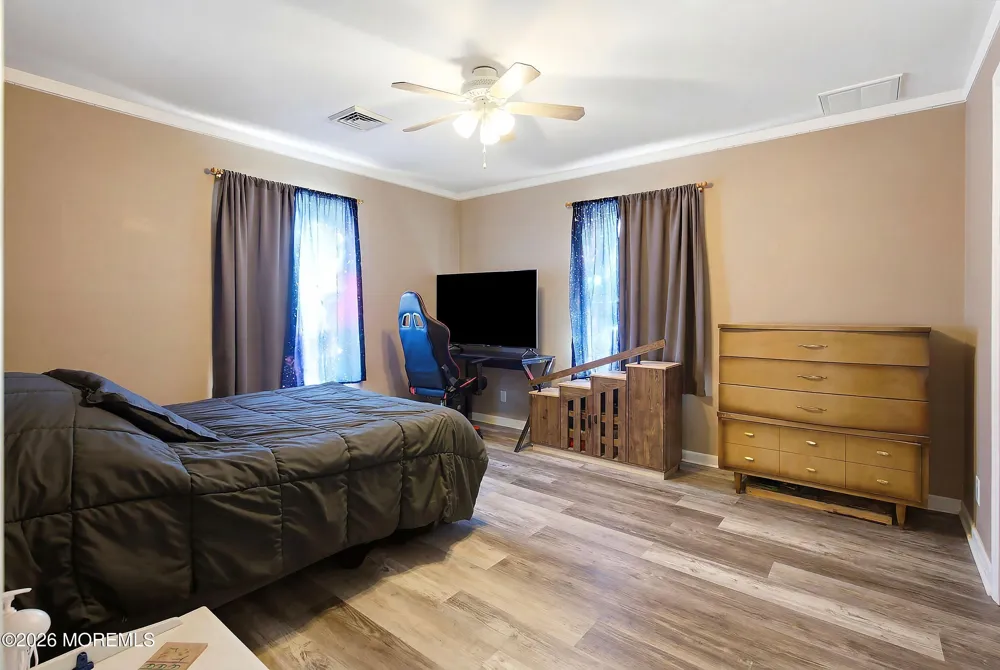 19 Bay Parkway Waretown, NJ 08758