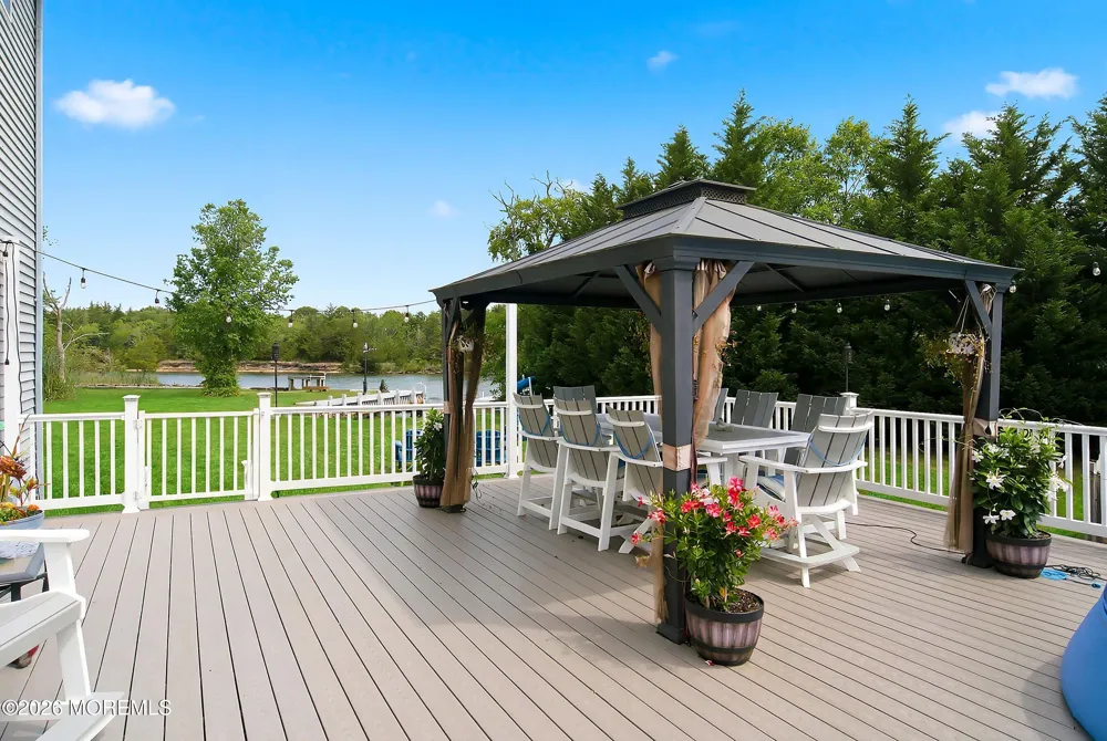 19 Bay Parkway Waretown, NJ 08758