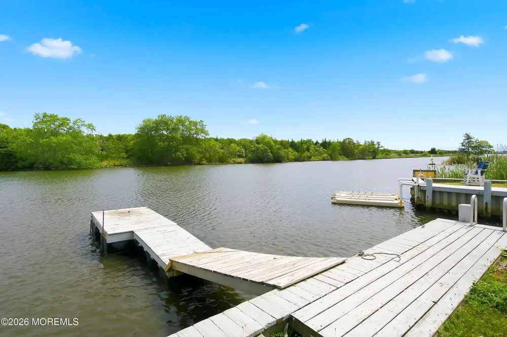 19 Bay Parkway Waretown, NJ 08758