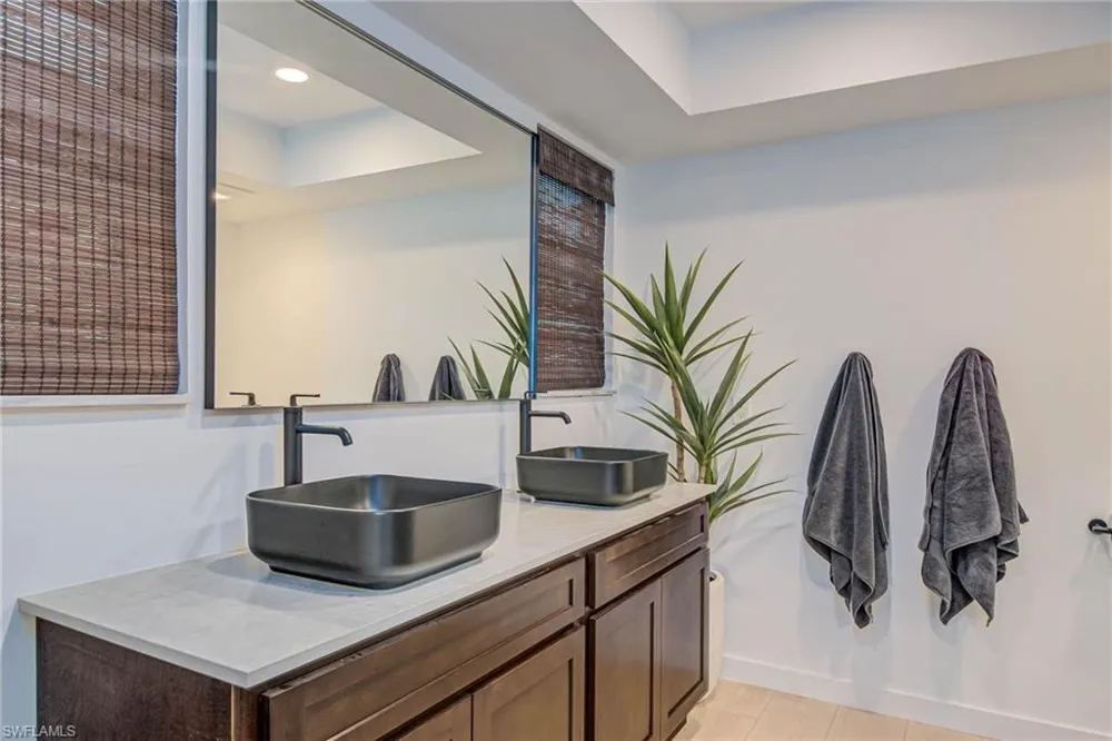 2042 Wild Lime Drive Sanibel, FL 33957