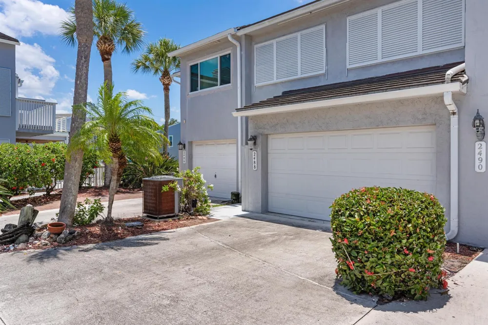 2488 Harbour Cove Drive Fort Pierce, FL 34949