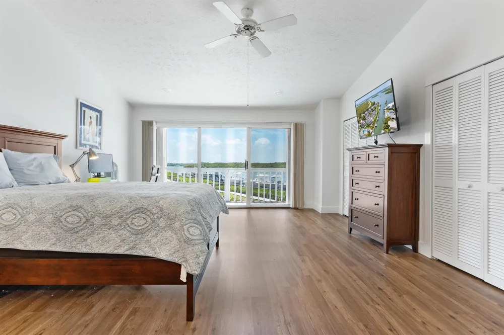 2488 Harbour Cove Drive Fort Pierce, FL 34949