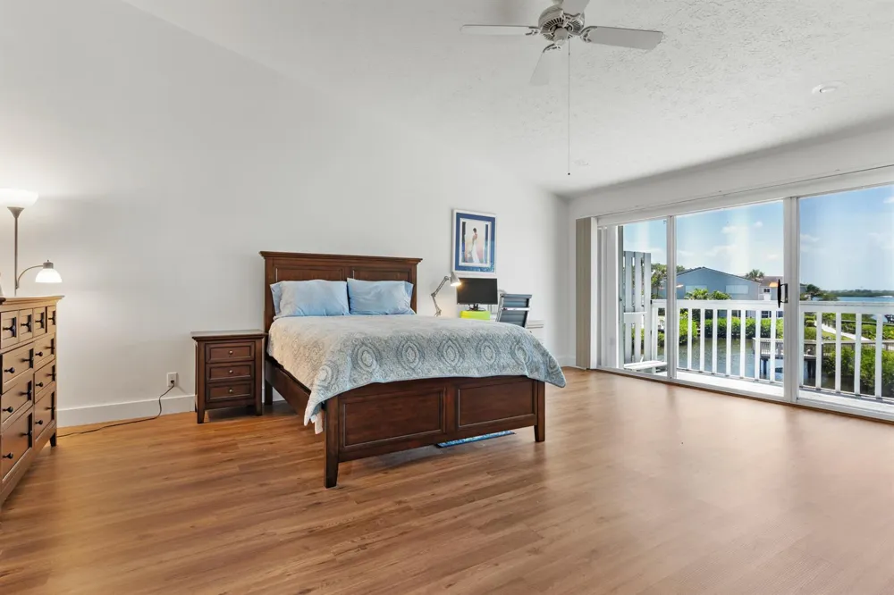 2488 Harbour Cove Drive Fort Pierce, FL 34949