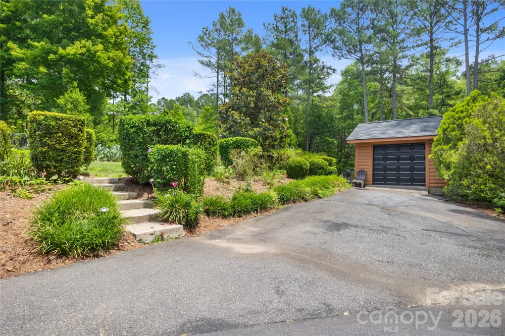 214 Harbor Ridge Drive Connelly Springs, NC 28612