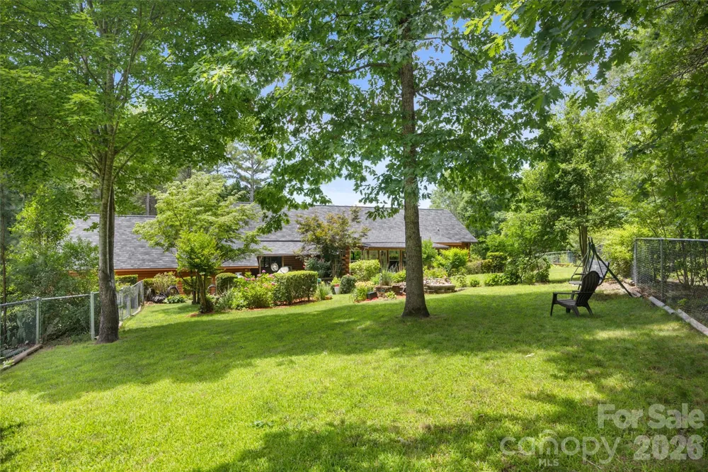 214 Harbor Ridge Drive Connelly Springs, NC 28612