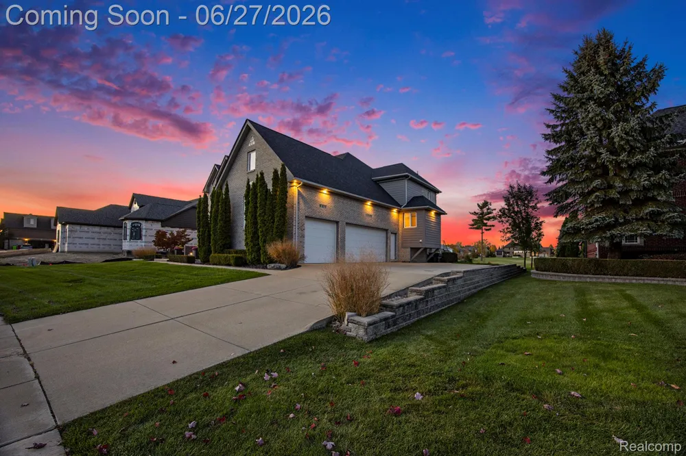 6535 Pond Drive Washington Township, MI 48094