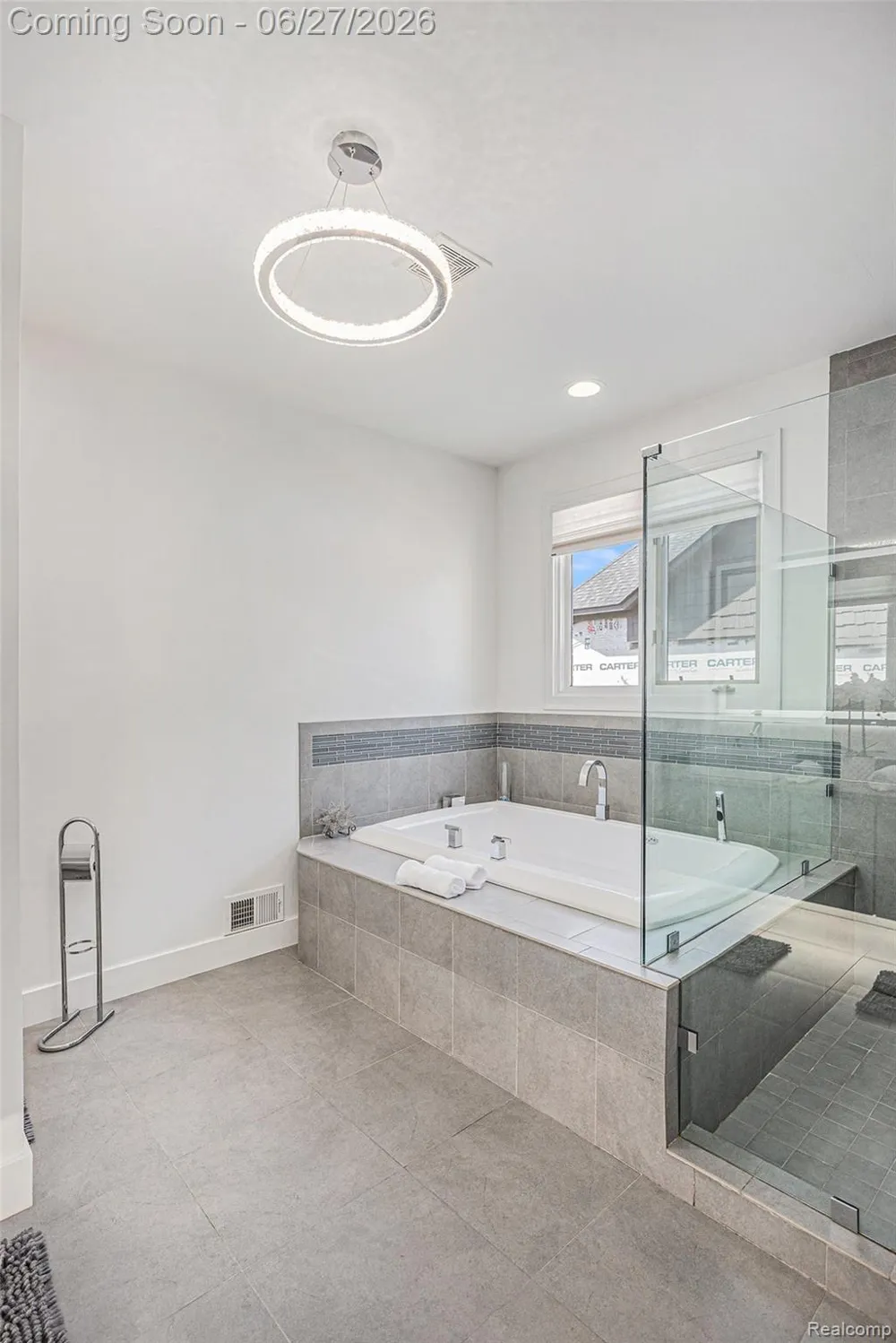 6535 Pond Drive Washington Township, MI 48094