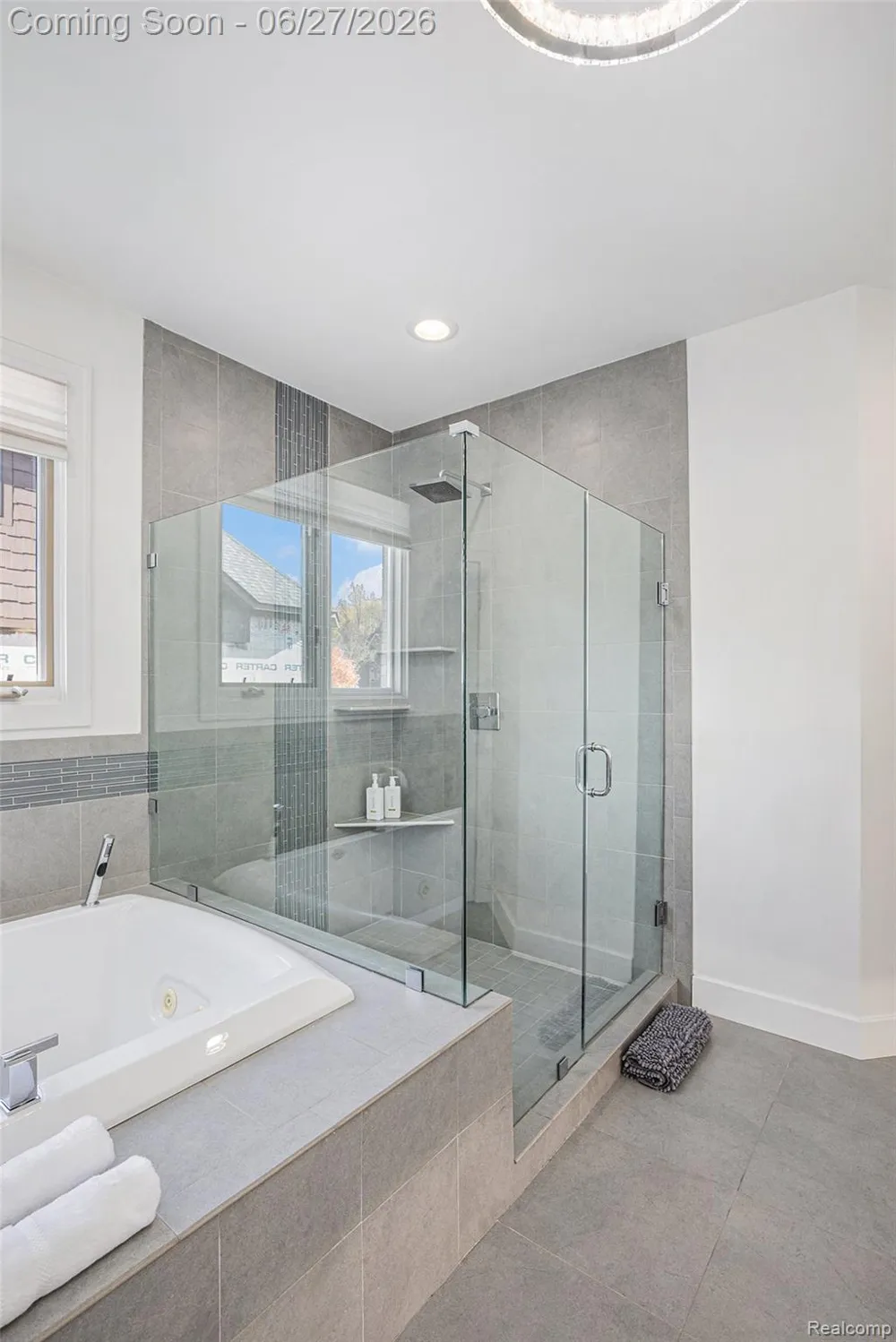 6535 Pond Drive Washington Township, MI 48094