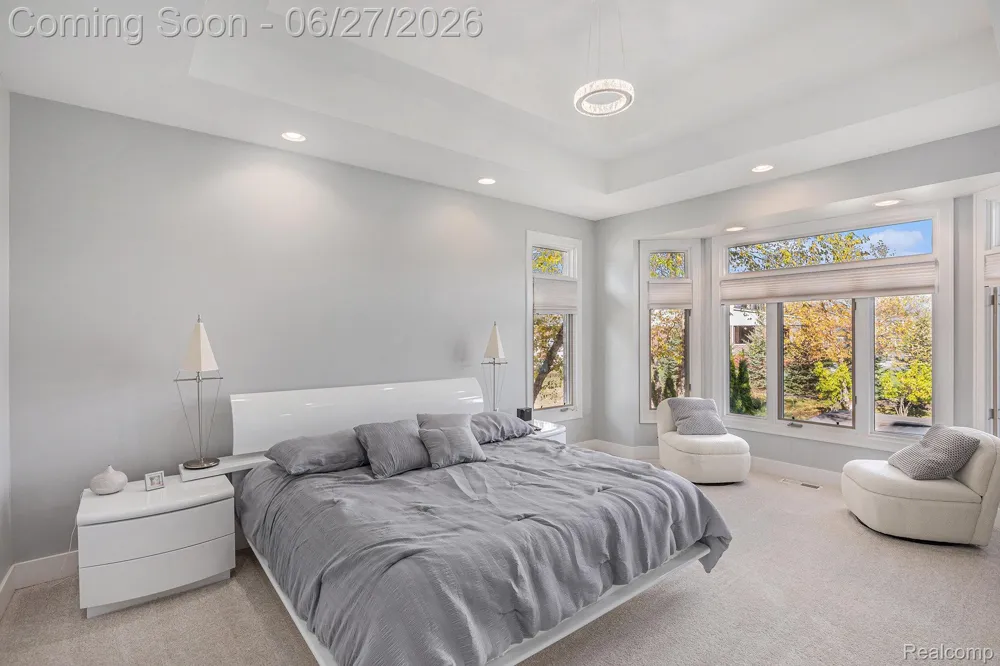 6535 Pond Drive Washington Township, MI 48094