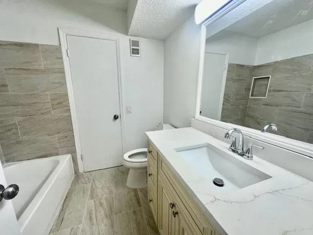 2305 Congress Avenue #11 Boynton Beach, FL 33426