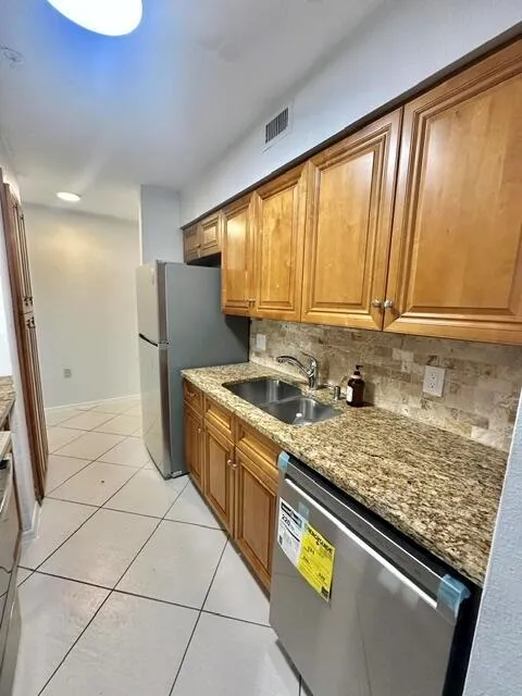2305 Congress Avenue #11 Boynton Beach, FL 33426