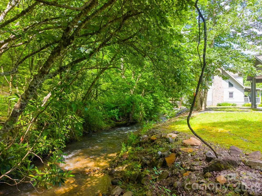 538 East Fork Road Sylva, NC 28779