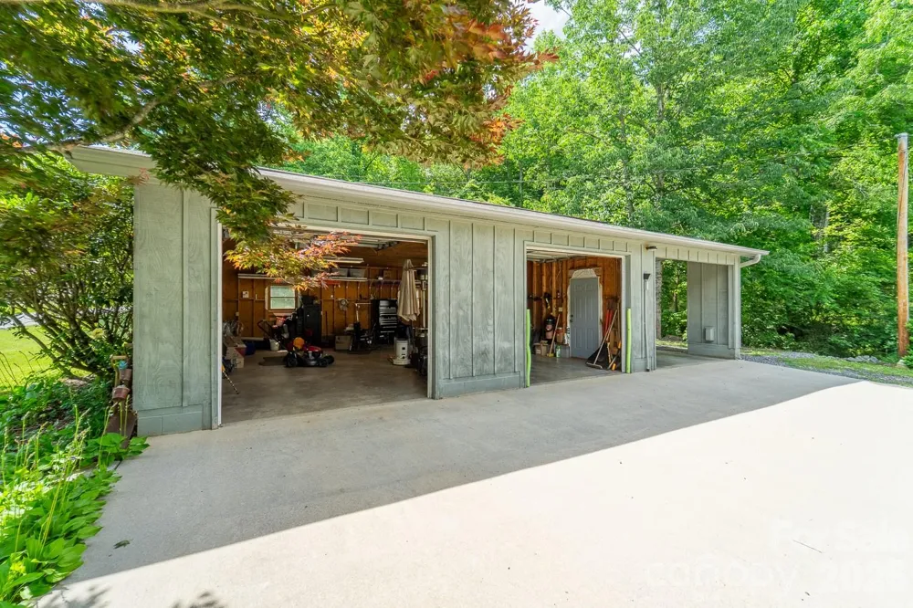 538 East Fork Road Sylva, NC 28779