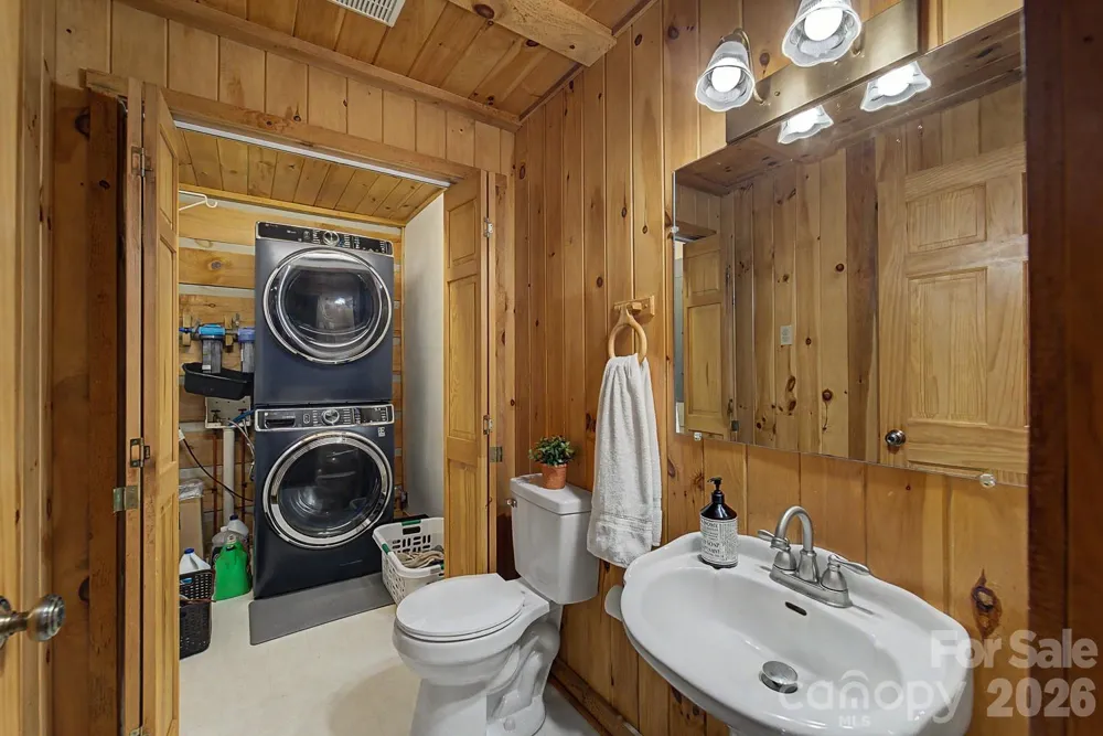538 East Fork Road Sylva, NC 28779