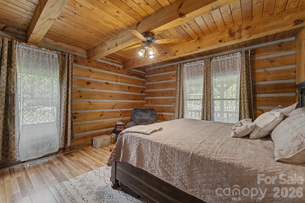538 East Fork Road Sylva, NC 28779