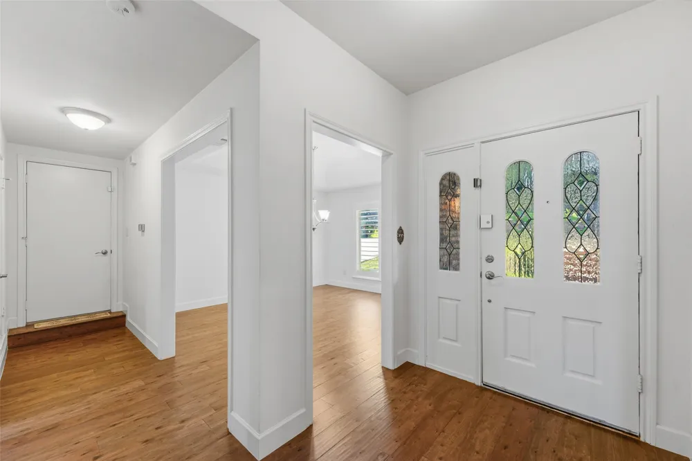 1404 Creekford Drive Arlington, TX 76012