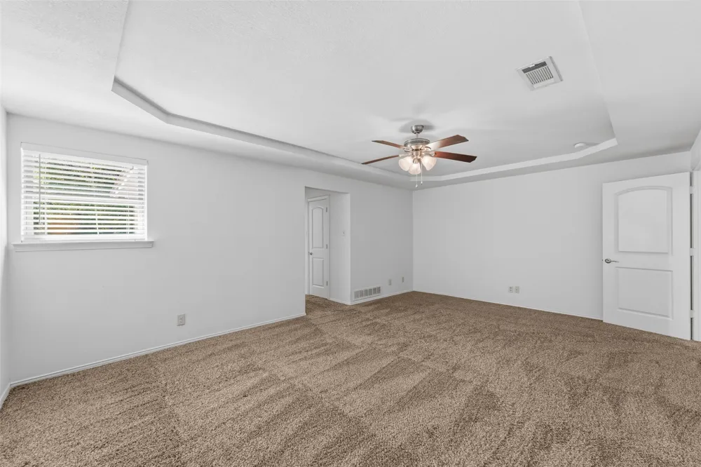 1404 Creekford Drive Arlington, TX 76012