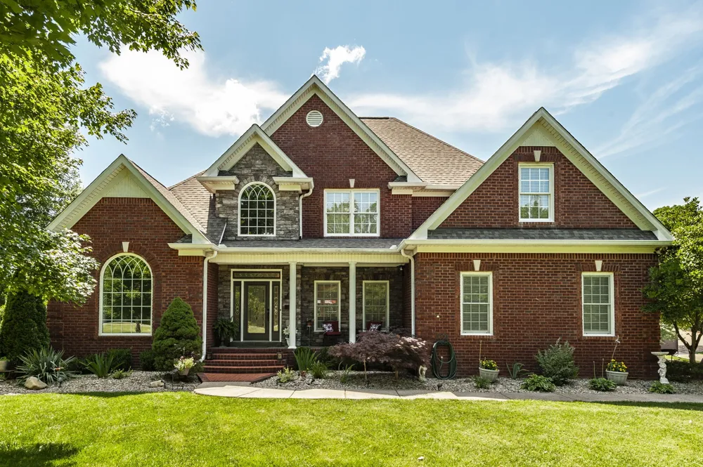 1820 Hygeia Rd Greenbrier, TN 37073