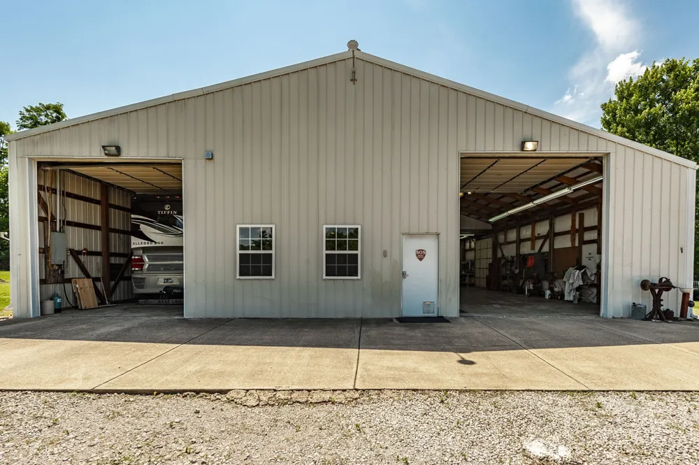 1820 Hygeia Rd Greenbrier, TN 37073