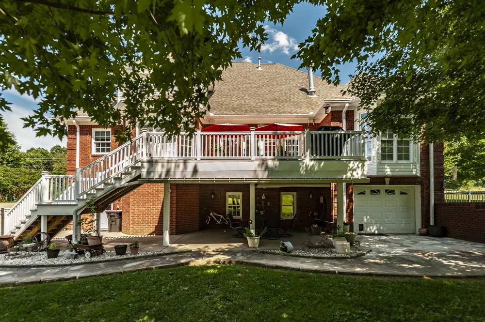 1820 Hygeia Rd Greenbrier, TN 37073